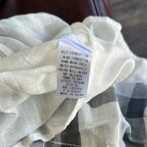 Sleeveless Plaid Dress in Blue and Off White - Picture 5 of 5